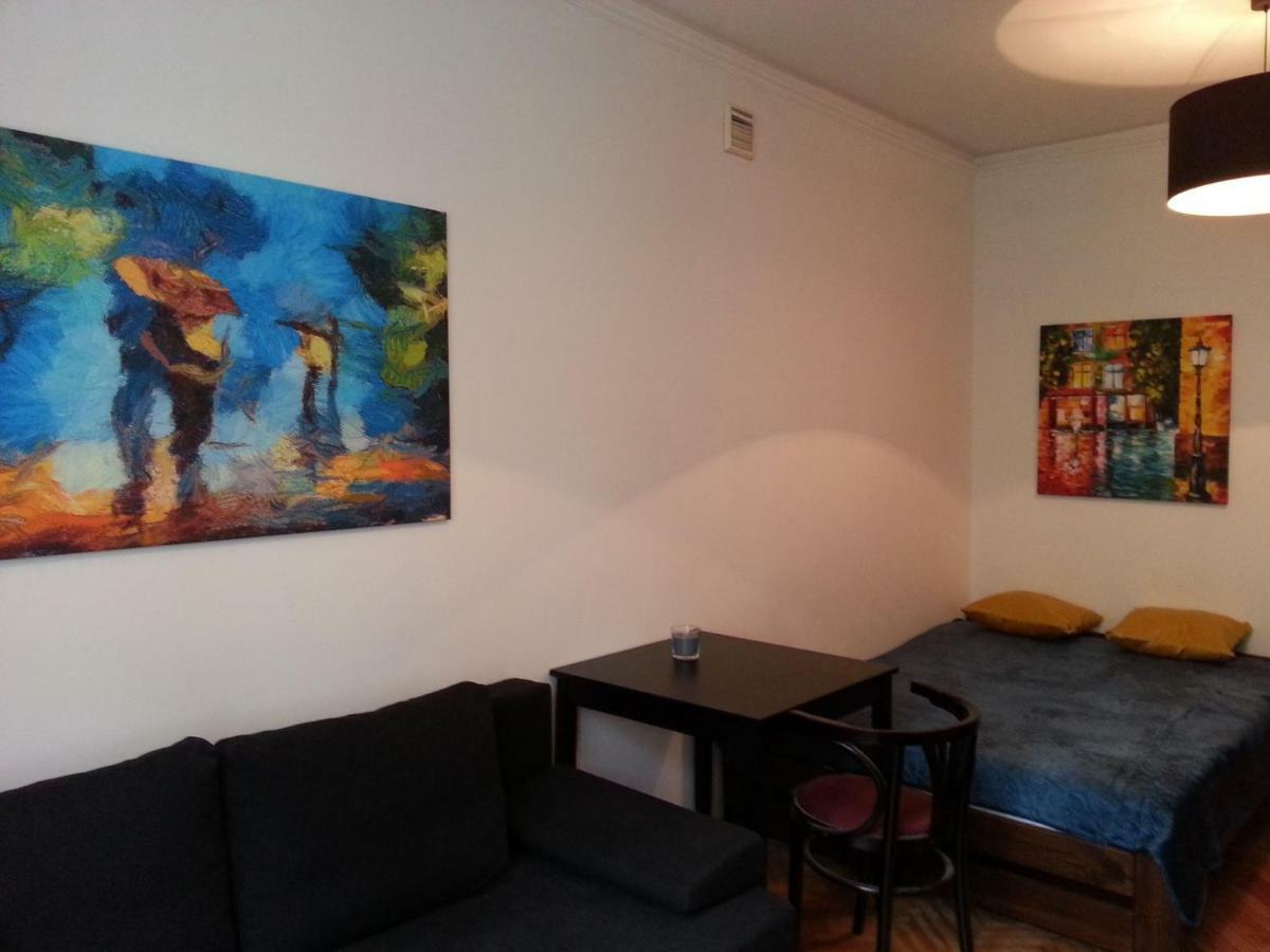 Mieszkanko Na Stawki Netflix Apartamento Varsóvia Exterior foto