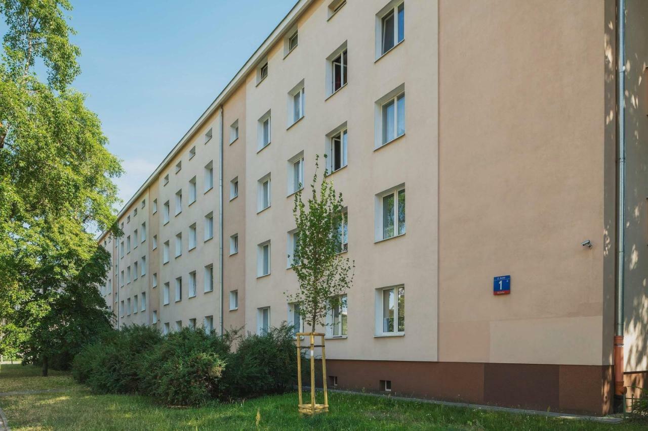 Mieszkanko Na Stawki Netflix Apartamento Varsóvia Exterior foto